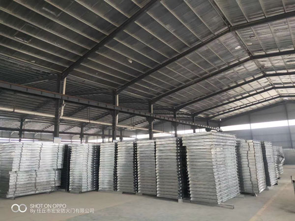 電動(dòng)百葉窗廠家生產(chǎn)車間實(shí)拍